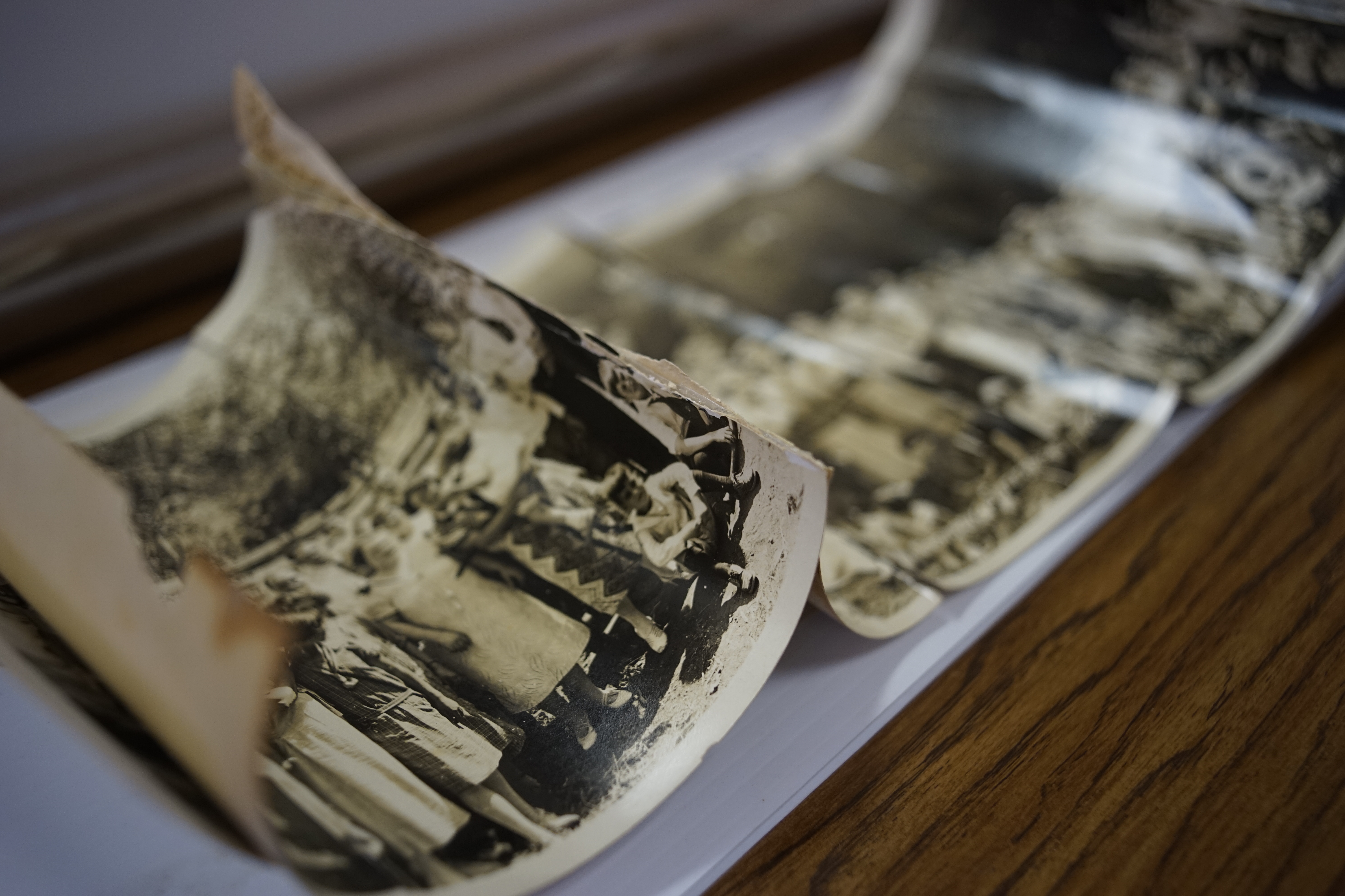 Image of sample item in Sephardic Temple Tifereth Israel collection. Group photograph.