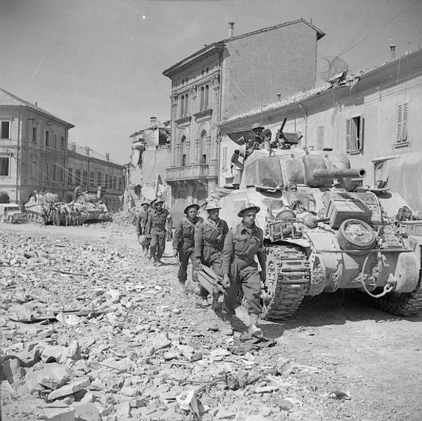 Allied forces in WWII. Tanks and soldiers.
